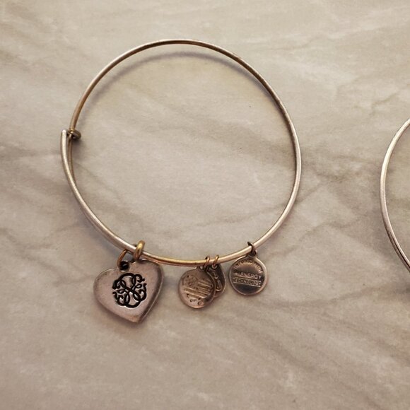 📣 LOT OF 4 Dolphin Path of Life Heart Initial Expandable Adjustable Bangles 📣 - Picture 2 of 11